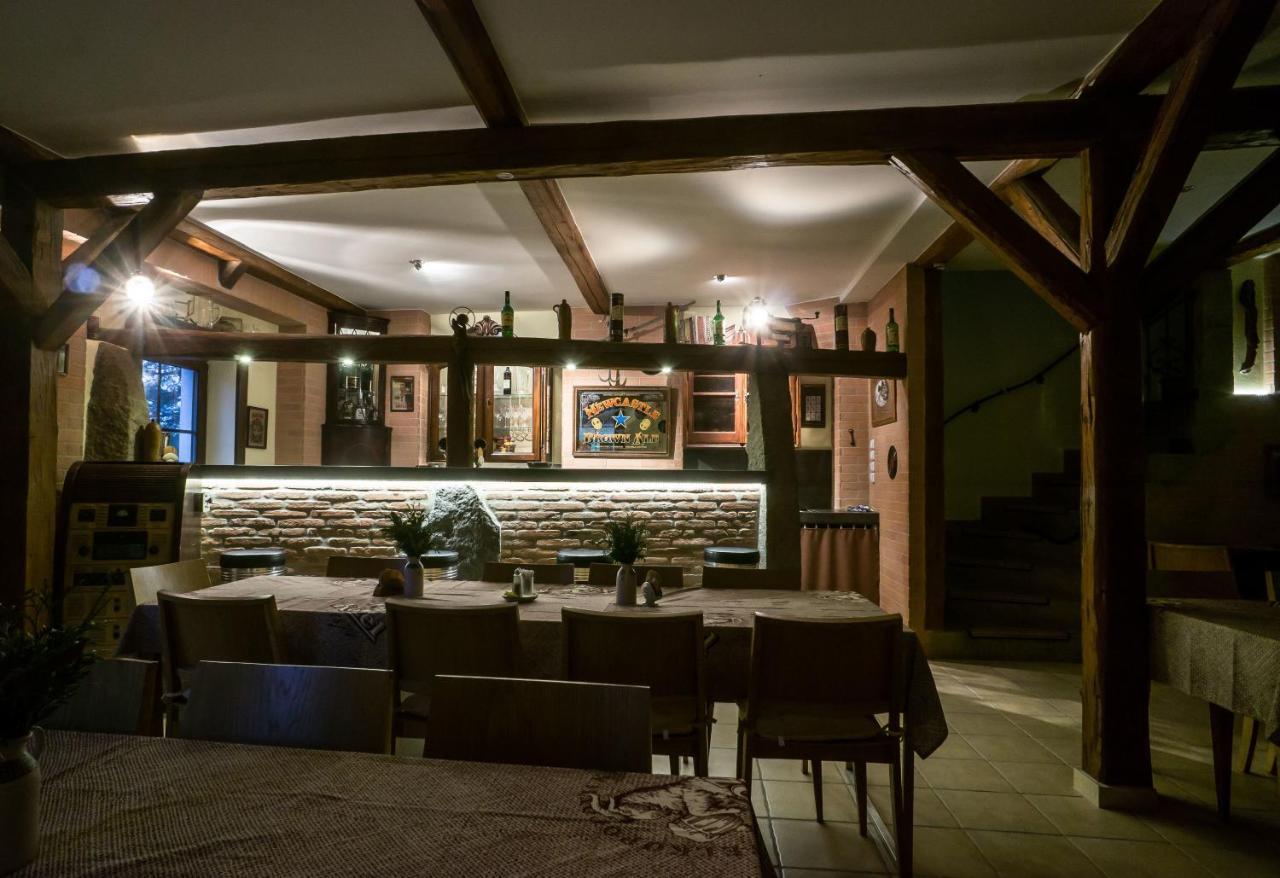Penzion Kaminek Nové Hrady Exterior foto