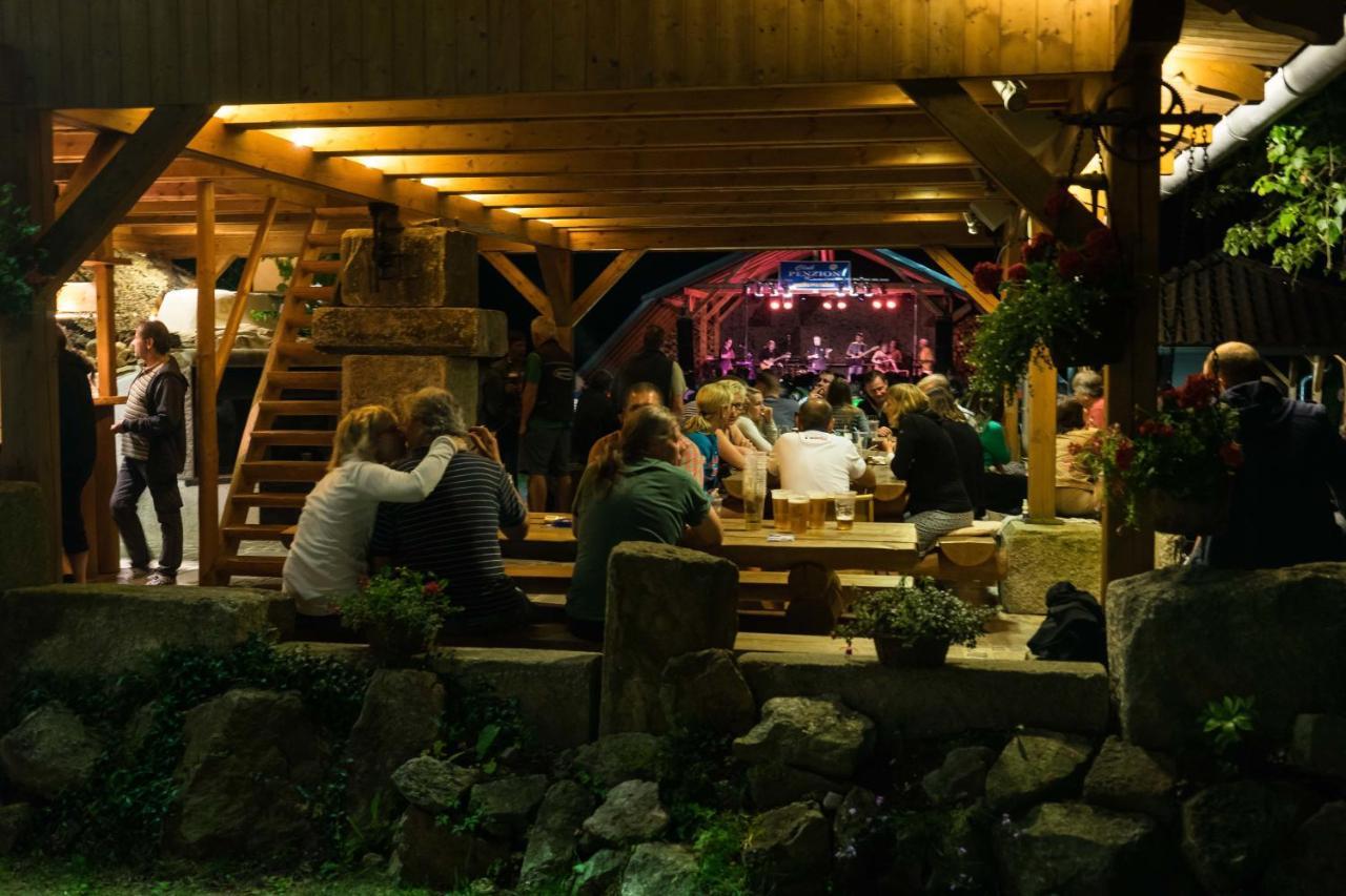 Penzion Kaminek Nové Hrady Exterior foto