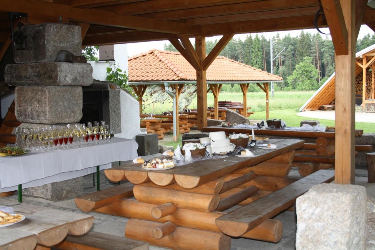 Penzion Kaminek Nové Hrady Exterior foto